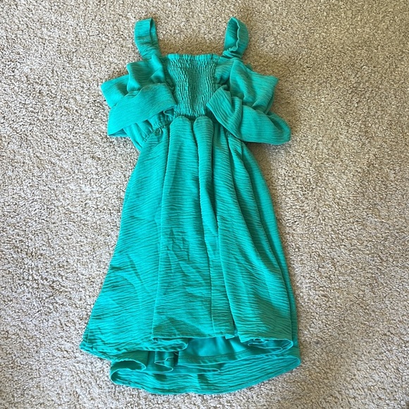 Youth dress large - Picture 2 of 3